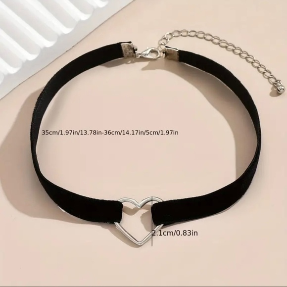 Alloy Punk-style Black Wide Rope Choker Necklace with Heart Pendant - Picture 4 of 4